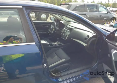 2016 Nissan Altima 2.5 Sr из США, поврежденный, VIN 1N4AL3AP1GC214972